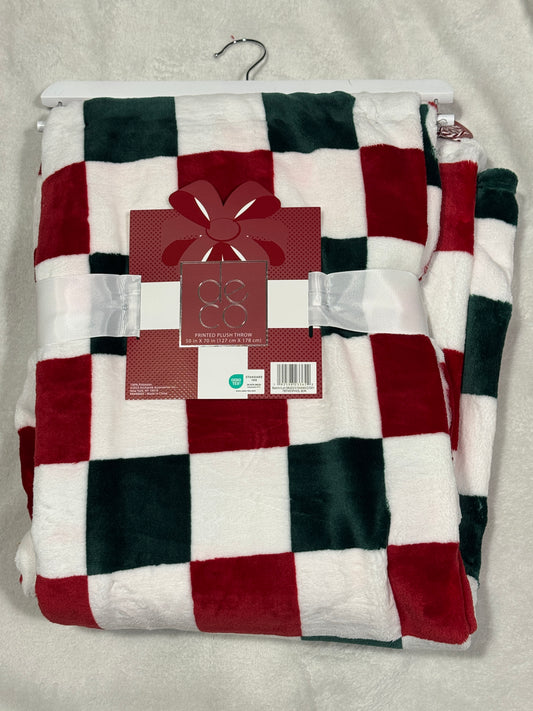 DECO Oversized Plush Throw Blanket 50" x 70" – Two-Tone Checkered Design