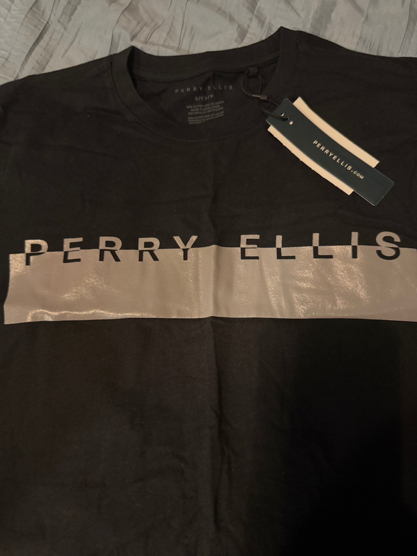 Perry Ellis Men’s Logo Graphic T-Shirt Black Size Small