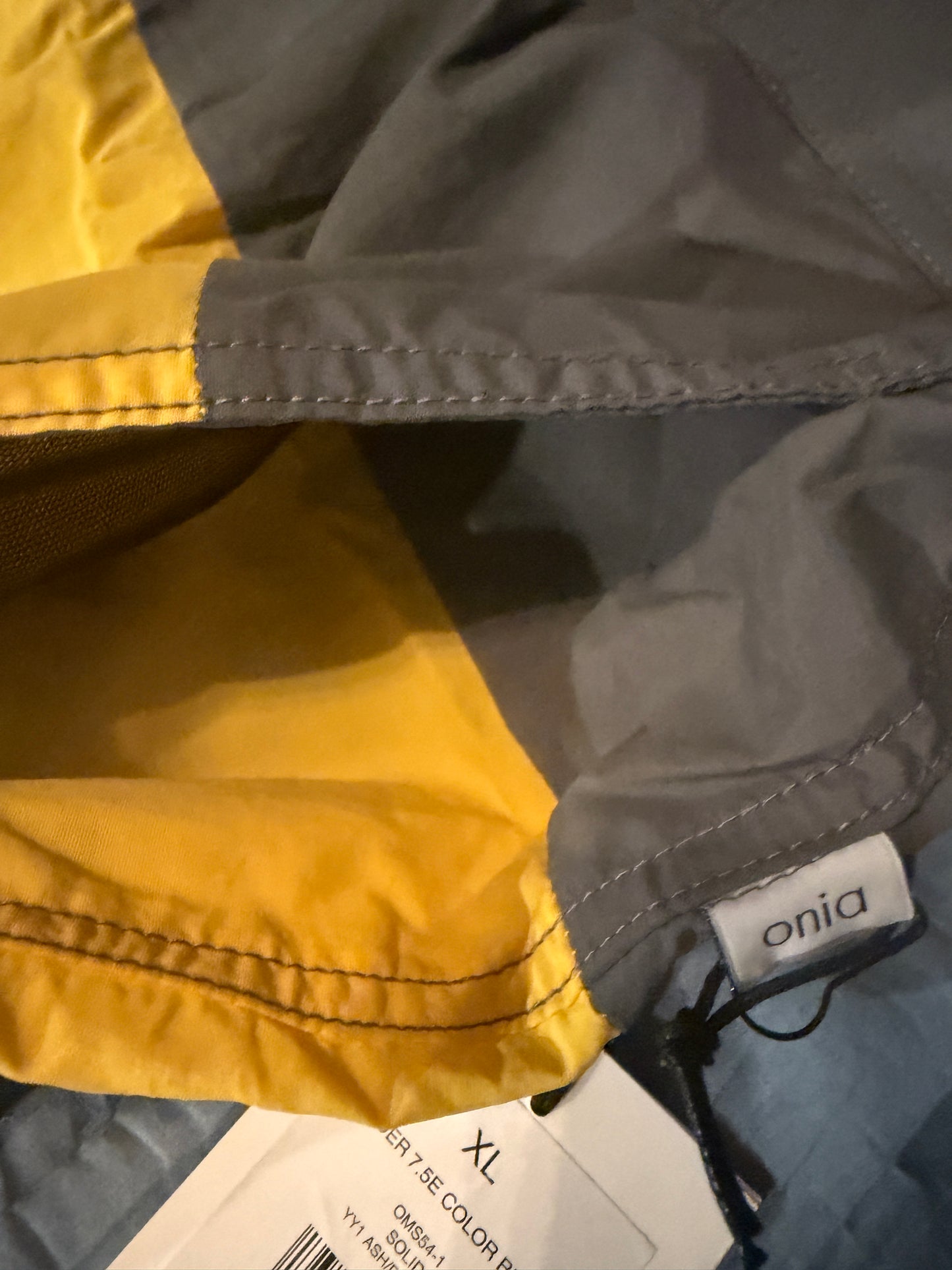 Onia Men’s Calder 7.5” Color Block Swim Trunks Daffodil Yellow Gray Size XL NWT
