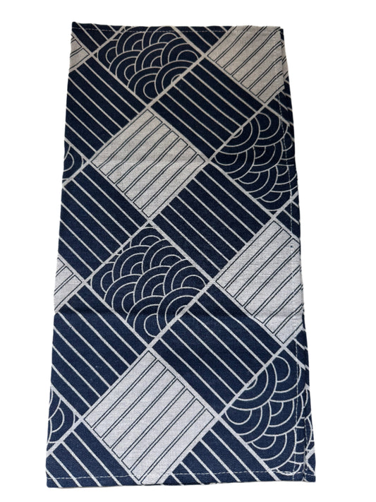 Monarch Linens Japanese style navy blue and white cloth napkins, set of four 16 x 16 inch reusable fabric napkins with geometric pattern for dining tables
