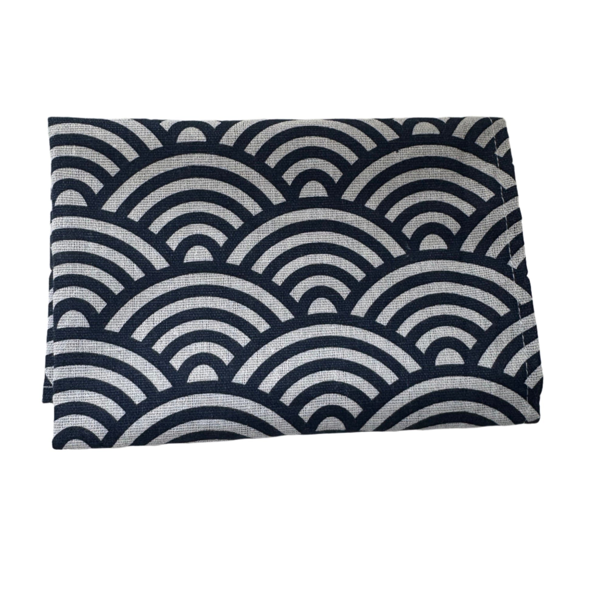 Monarch Linens Japanese style navy blue and white shell pattern cloth napkins, set of four 16 x 16 inch reusable fabric napkins for dining tables