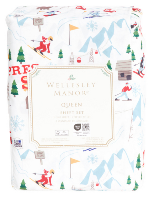 Ski mountain printed queen sheet set folded with matching fabric carry pouch
Printed ski mountain flat sheet and fitted sheet with coordinating pillowcases
Queen sheet set with alpine ski lodge pattern and storage pouch
