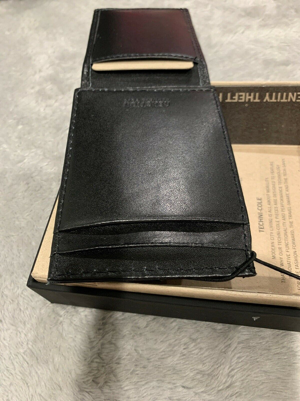 Reaction Leather Wallet Magnetic Closure Rfid Black Kenneth Cole