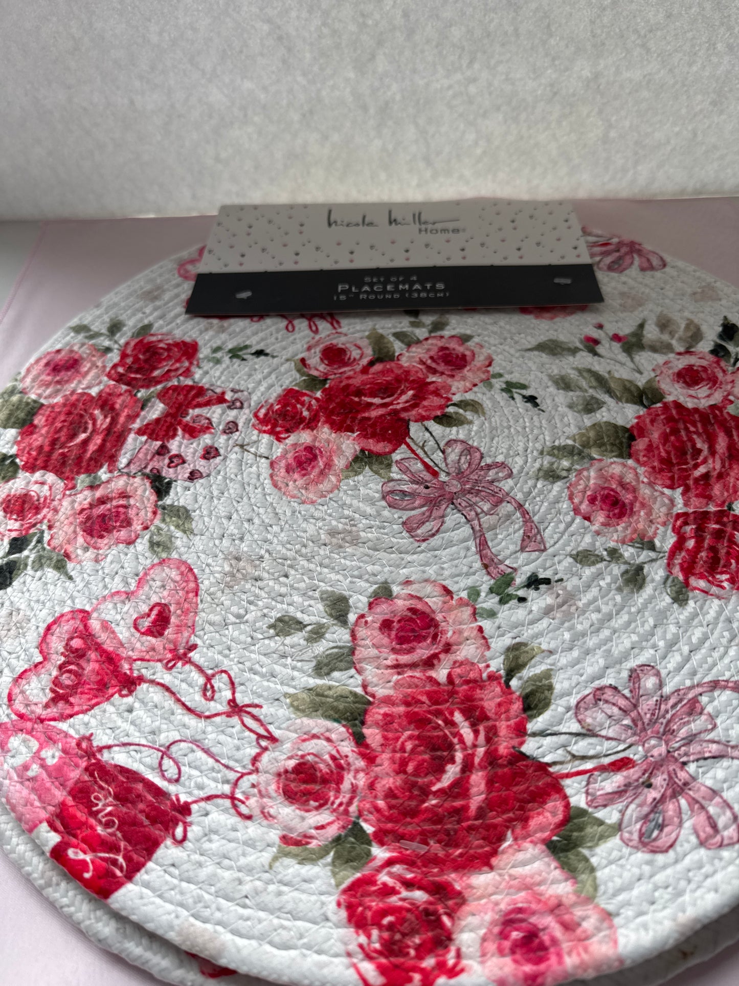 Placemats 15" Diameter Set of 4 Floral Round